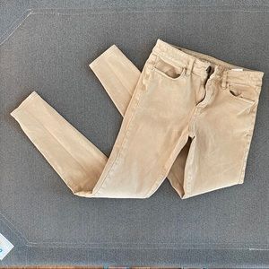 2 pairs of American Eagle khaki jeans 00 regular